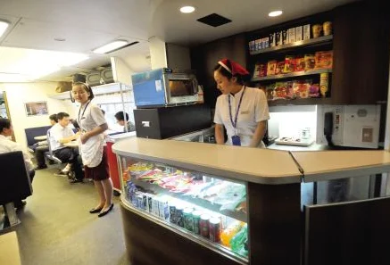 第一次坐高铁怎么找站台和车厢（高铁餐车图）2