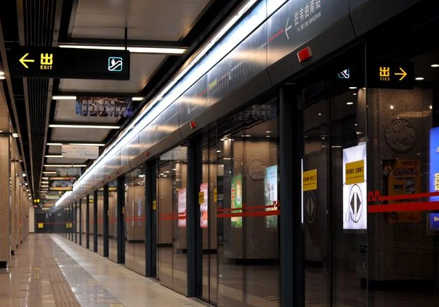 西安市地铁老年卡为什么周六周日限制高峰使用(西安市轨道交通守则)7