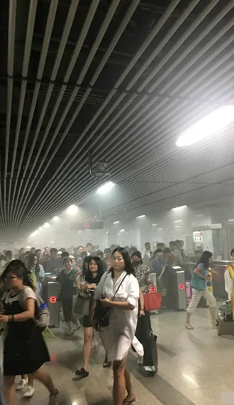 求一张完整无误上海地铁高清图😀(上海地铁线路图地铁冒烟)10