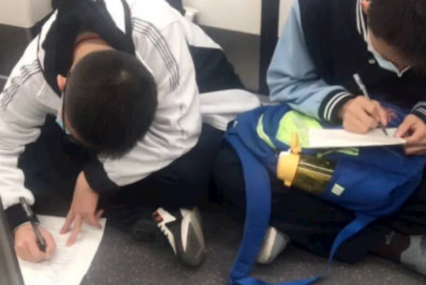 武汉地铁公司安全考试试题答疑（武汉地铁高考卷）3