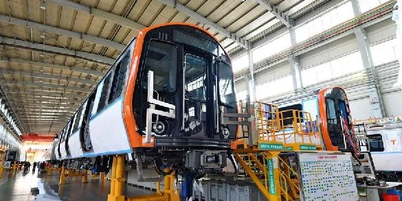 有出入口二十多个中国最大的两座地铁站分别是什么（中国出口地铁列车）4