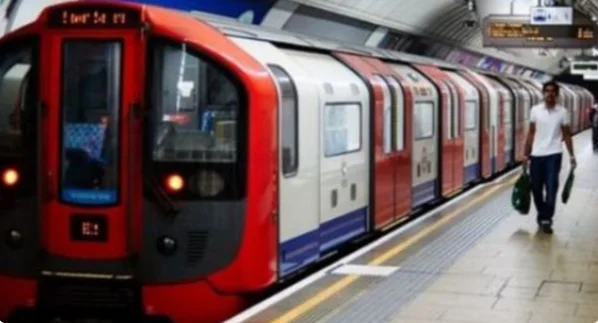 第一次来武汉怎么坐地铁(武汉地铁乘客守则)4