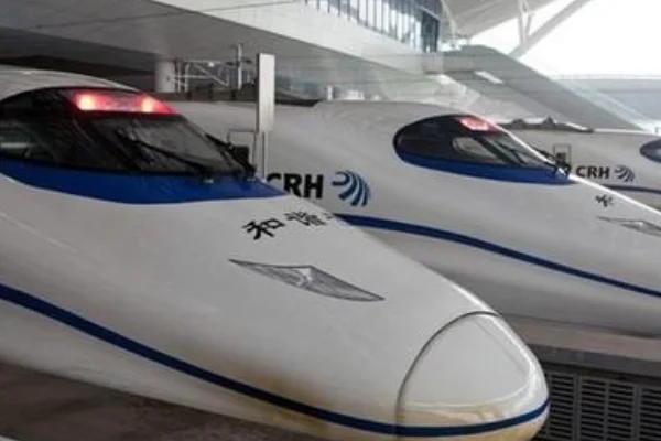 高铁和动车哪个快它们有什么区别（动车快还是高铁快）2