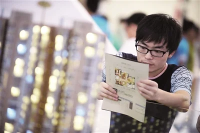 从南京红山站到南京儿童医院河西分院坐地铁几号线（海峡城公寓地铁站）