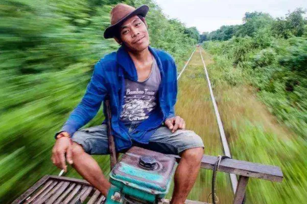 中国有哪些有意思的铁路车站(奇葩铁路线)2