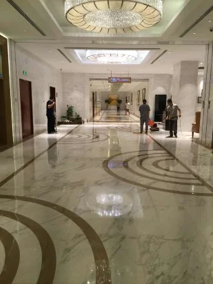 住在杭州高沙路地铁站旁边请教游览攻略（杭州望湖宾馆地铁做到哪站）