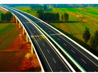 湖南铁路科技职业技术学院 这个学校怎么样啊~~~~~~~~~~~~（普饶铁路）2