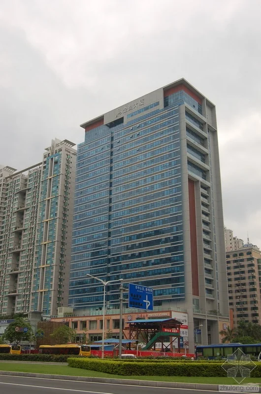 谁知道南京鼓楼区地铁几号出口是紫峰大厦啊想去顶层观光（金润大厦是那个地铁出口）