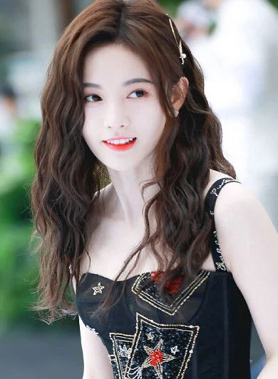 鞠婧祎的家在四川成都的哪里（成都地铁二号线有鞠婧祎）