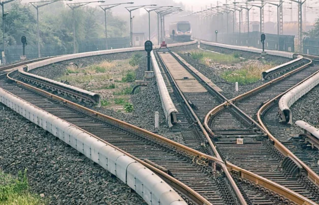 铁路客运服务的服务宗旨是什么（铁路部门为旅客）4