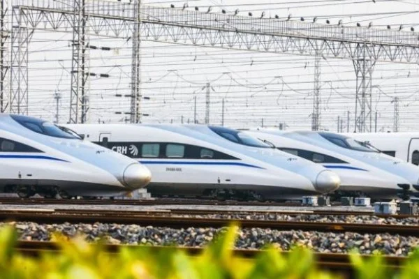 火车上c开头是代表是什么g是高铁 还有d是动车可是还有C开头是什么（c开头的列车是高铁吗）5