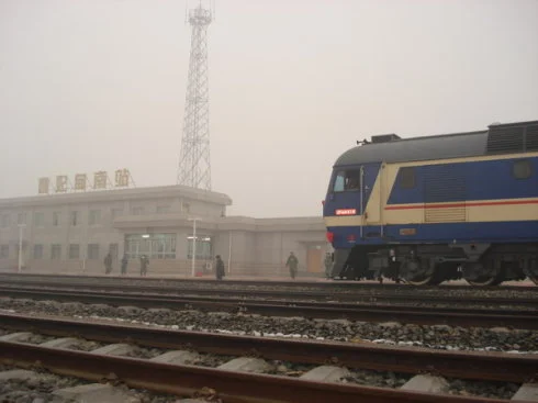 迁曹铁路的特色（迁曹铁路说明）