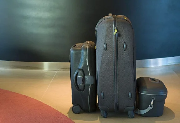 高铁每个人能带多少行李（高铁可以带多少东西）2