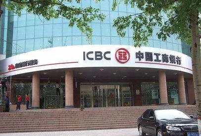 我想知道深圳龙华的清湖地铁站4号线到深圳北站的地铁清湖地铁站有ABCD4出口做哪个都可以到吗(清湖地铁站附近难闻)