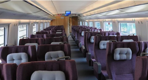 高铁一节车厢多少排（高铁有几个车厢）