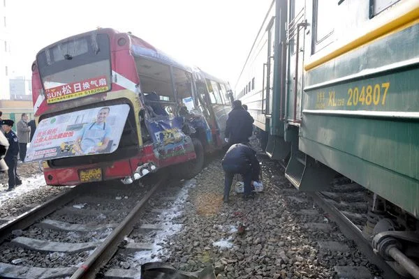 葡萄牙殖民者在非洲建立哪些铁路（铁路到葡萄牙）2