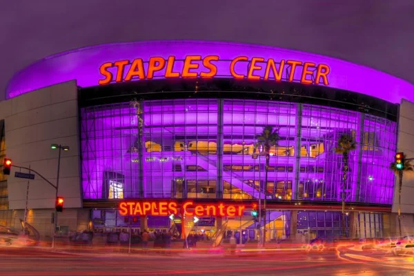 洛杉矶机场到斯台普斯中心如何走(洛杉矶机场到斯台普斯球馆地铁)1