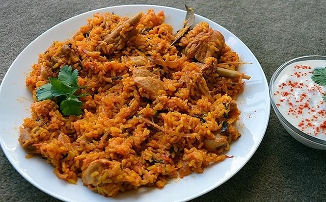 新加坡有那些美食和那些好玩的地方（小印度美食地铁出口）2