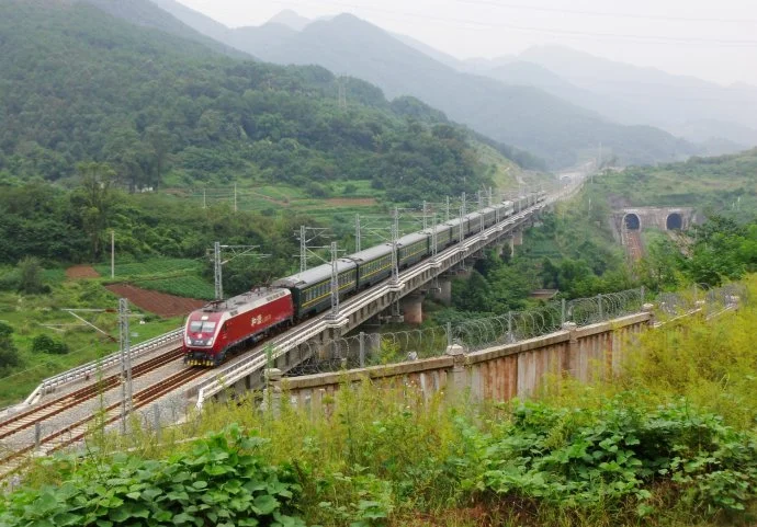 合福高铁为什么经过绩溪（绩溪铁路联络线互通）