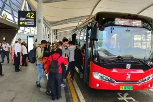 深圳的龙岗双龙地铁站到广州白云机场吗(深圳地铁可以到广州机场)2