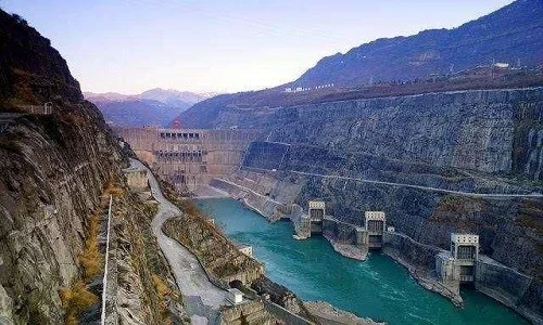 高铁每年都在亏损为何中国还在坚持建高铁（高铁亏损为何还建）3