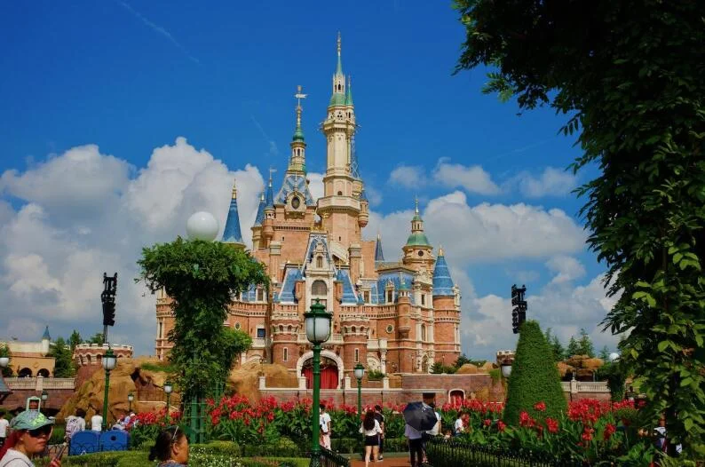 上海迪士尼最早一班地铁是几点住在外滩怎么能在七点到达迪士尼（玩具总动员地铁时间）1