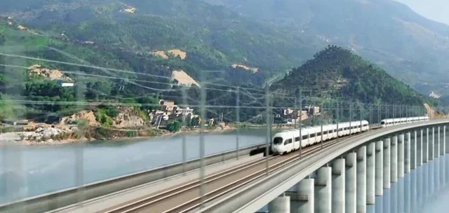 浙江在建的一条铁路将结束一个市不通火车的历史长多少呢（浙江铁路先）4