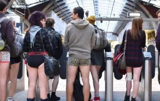 杭州地铁能刷公交卡吗（杭州地铁能拍照吗）3