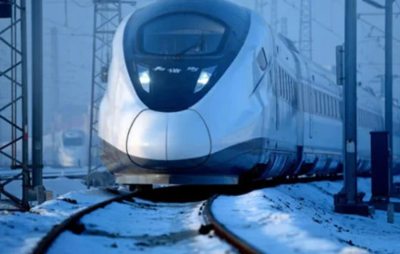 近日吉林暴雪高铁还能正常行驶吗（吉林暴雪铁路）4