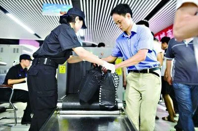 高铁动车是否可以带观赏性刀剑（铁路通刀剑）1