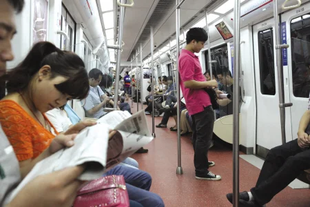 请问地铁族那个论坛如何转正（地铁族人南京）