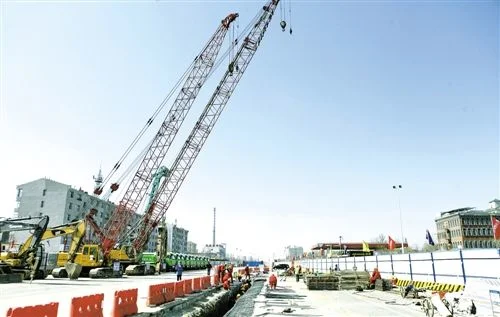 地铁一号线和二号线的具体时间表头班车和末班车各是什么时间（呼和浩特地铁一号线始发时间）