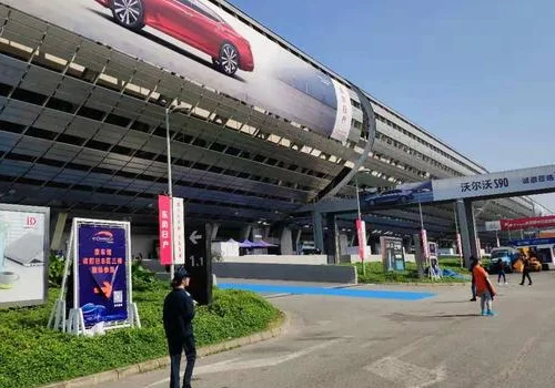 广州琶洲广交会展馆a区去哪个地铁站白云文化广场怎么坐地铁去（广州广美展哪个地铁站）