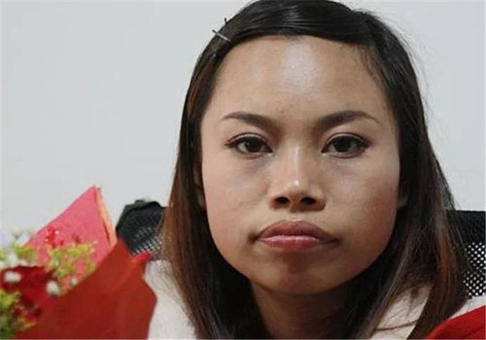 上海地铁怎么了中国人怎么了（华人上海地铁）1