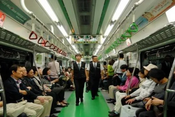 韩国乘坐地铁攻略（韩国地铁站没电梯吗）