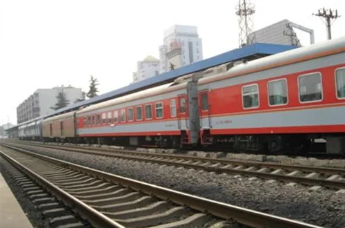 什么叫做“换长”啊铁路专业的（铁路线路容车数）1