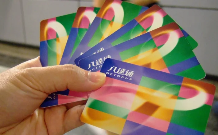 八达通和深圳通是不是在深圳和香港都可以用啦!（上海地铁八达通使用范围）