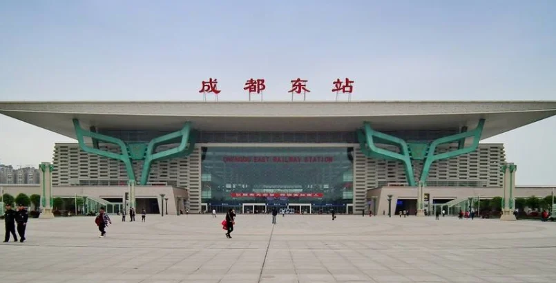 成都东站坐地铁怎么去火车站（地铁成都东客站是火车站吗）2