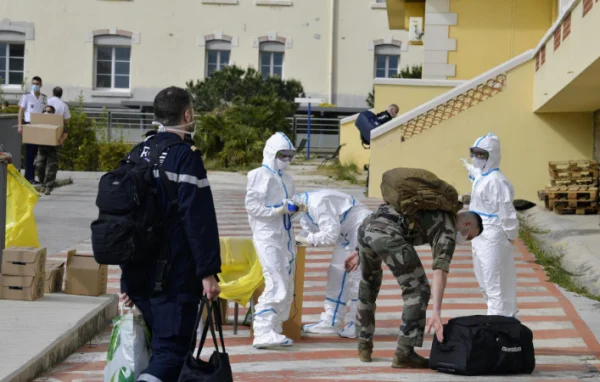 网传在西安修地铁或者建楼都能挖到古墓这是真的吗(西安地铁复工隔离)2
