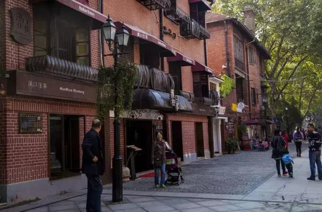 武汉地铁6号线的经过路线（武汉6号线地铁风景图）3