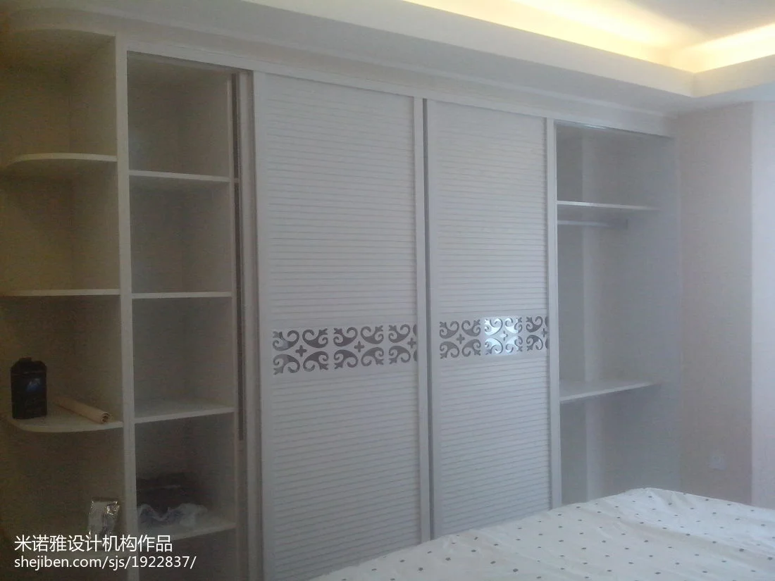 地铁站吊铝扣板顶包工多少钱一平方（地铁站用的铝扣板规格）