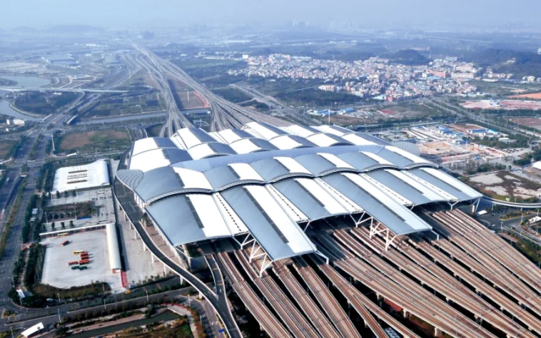 要去广州南站接人的话高铁下车在南站地铁哪个出口呢(广州南站地铁出口接人)2