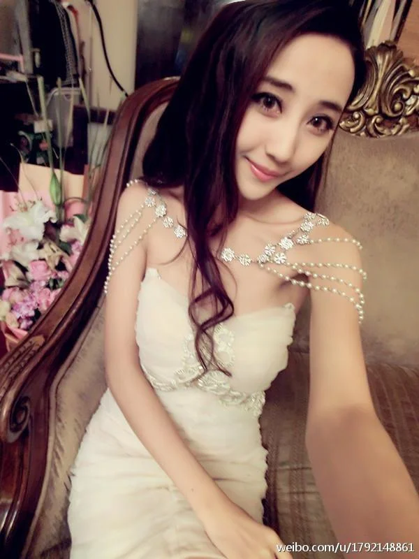 深圳地铁上打广告有那几家深圳地铁广告公司推荐(深圳地铁宣传片许雅瞳)