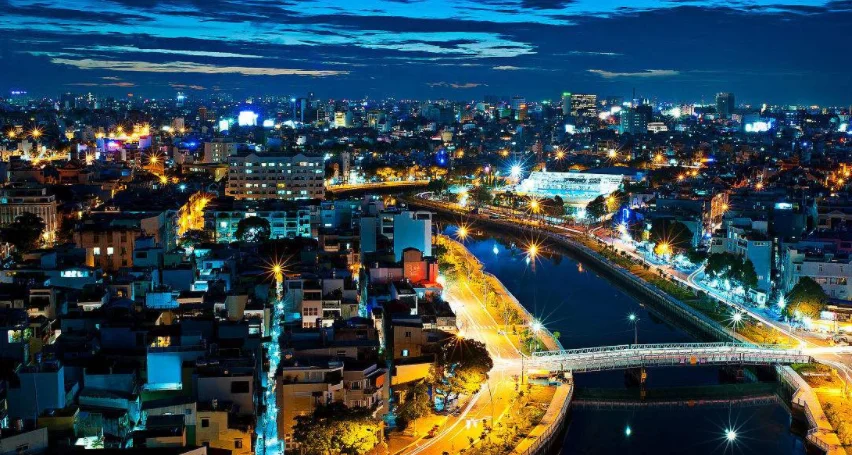 越南的铁路是窄轨还是宽轨（广西越南铁路）