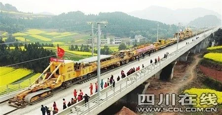 成昆铁路西线复线是高铁吗(成万铁路复线)2