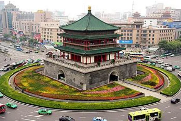 回民街地铁一号线坐北大街从那个出口出（钟楼地铁出口去回民街）3