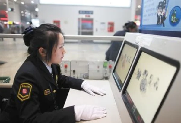 北京地铁让带剪刀吗(小刀可以上北京地铁吗)2