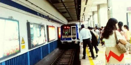 北京地铁十号线发生过什么灵异事件(北京地铁爆发)4