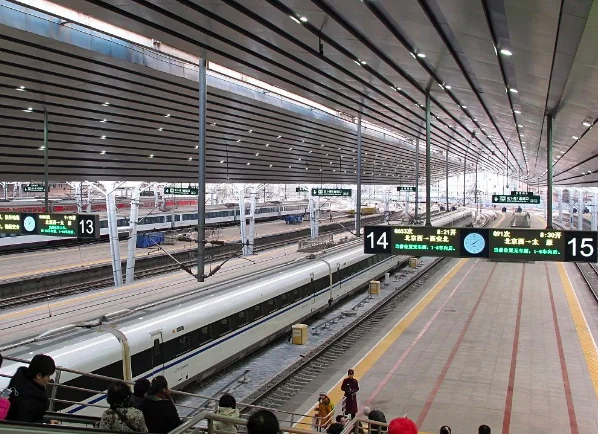 在北京西站地铁站从哪个出口出来上火车（北京西站地铁在哪个出口）1