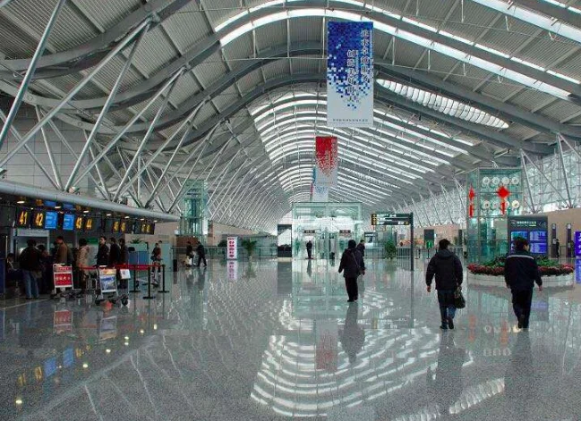 郑州火车站坐地铁到新郑机场需要多长时间(地铁哪个口到新郑机场大巴)1